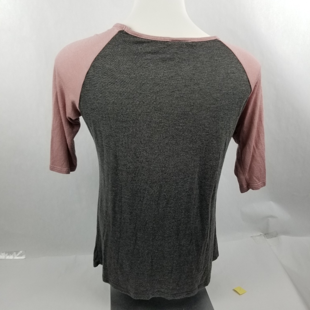 🎁 3/$20 Rue 21 Top - Picture 2 of 4